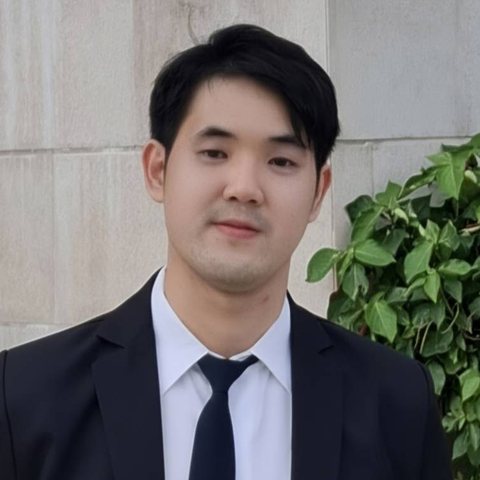 คุณอรุณ วีระสกุลชัย